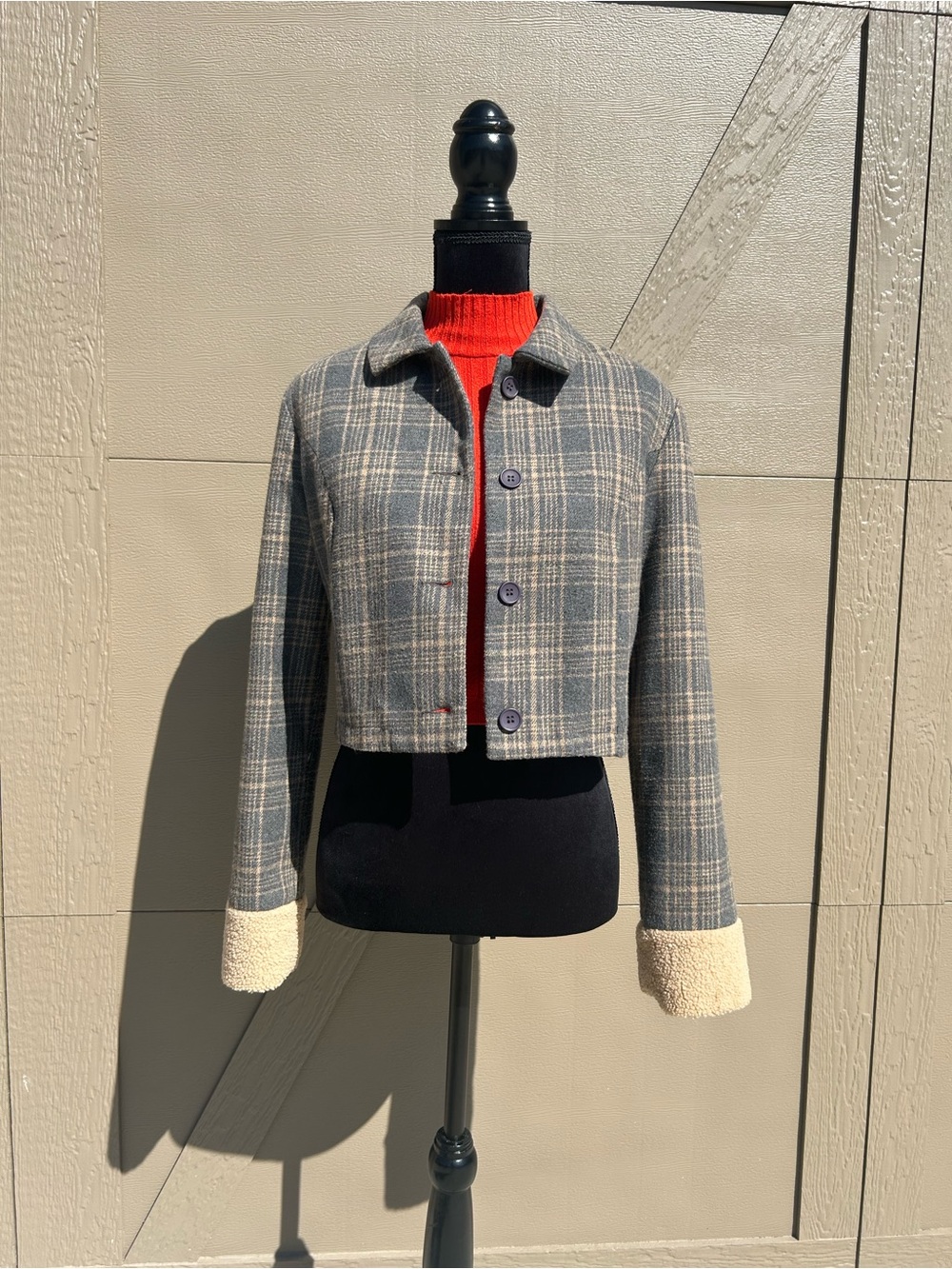 Emory Park Gray Green Plaid Cropped Jacket with Cream Shearling Cuffs